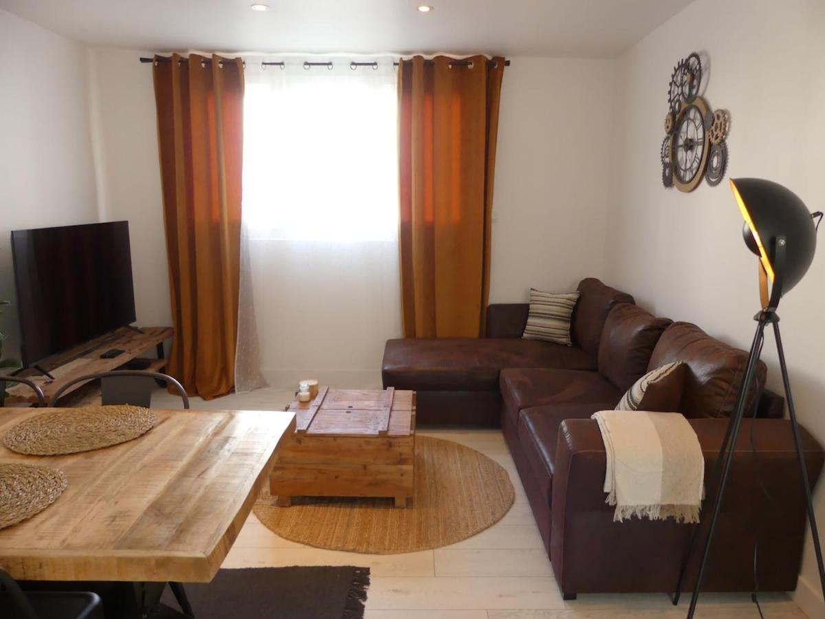 Bright Modern, Near Center And 10 Min From Beaches Appartement